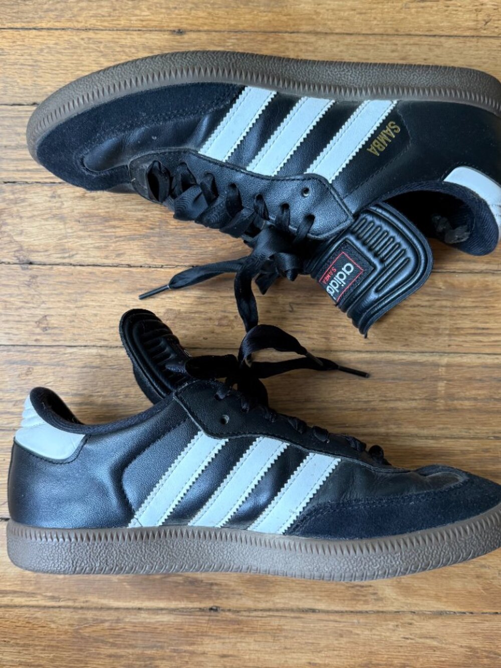 adidas Samba Women’s Sneakers Black with White Stripes - Picture 4 of 10